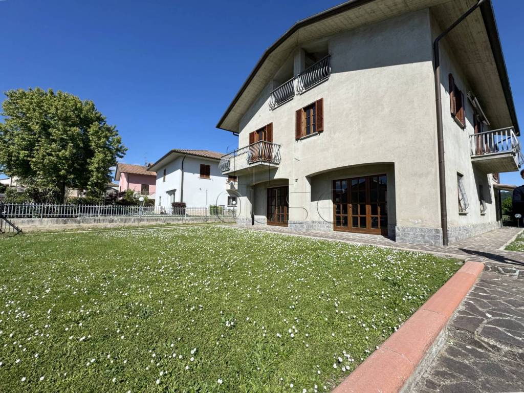 Villa a Città di castello in Via Madonna del Combarbio, 10 - Foto 5