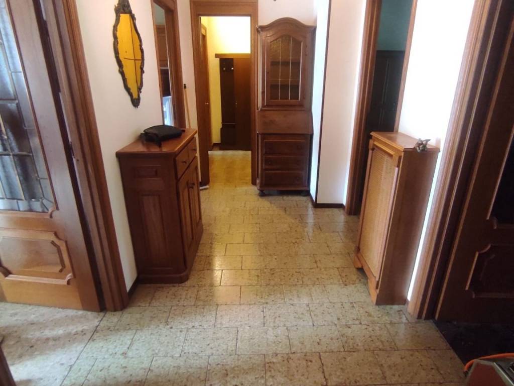 Appartamento a Alba in Corso Michele Coppino, 18 - Foto 2
