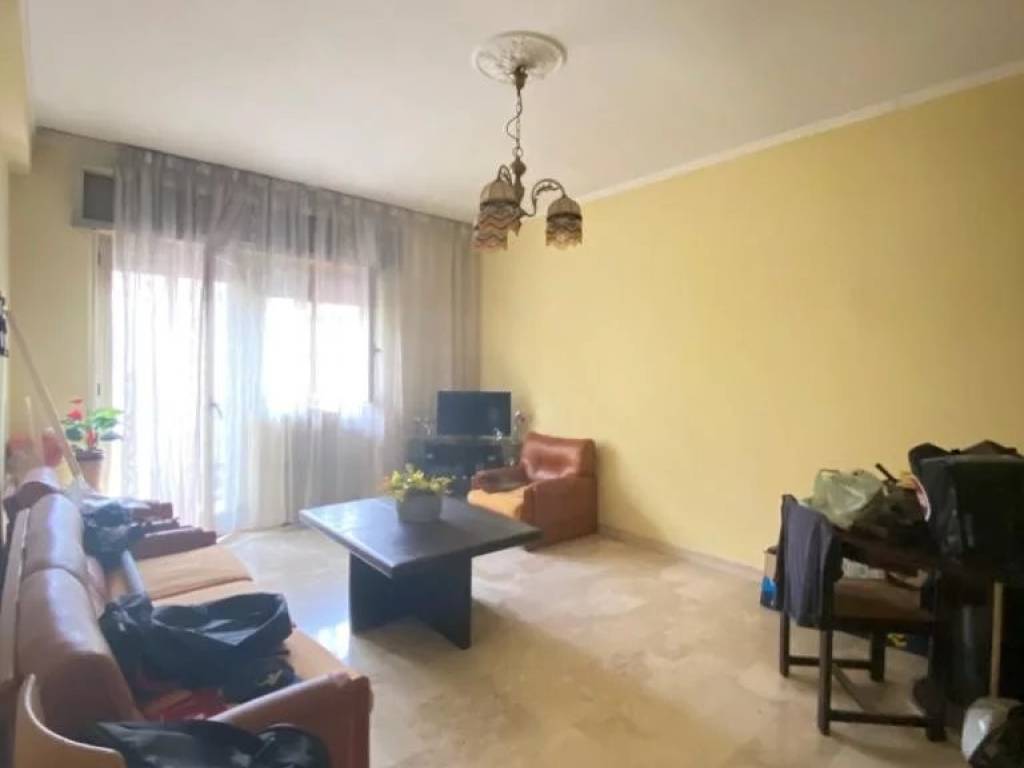 Appartamento a Taranto in VIA MESSAPIA, - Foto 2