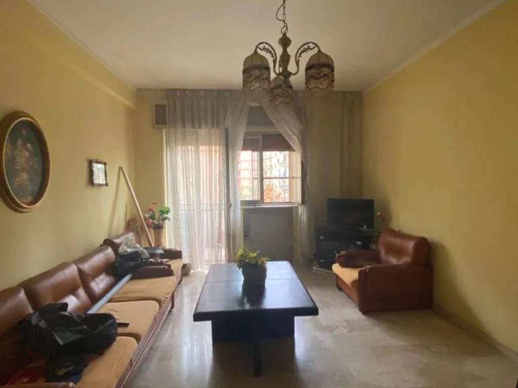 Appartamento a Taranto in VIA MESSAPIA, - Foto 3