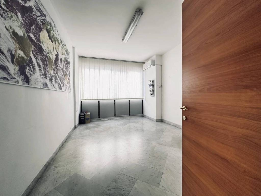 Appartamento a Taranto in VIA SALINELLA, - Foto 3