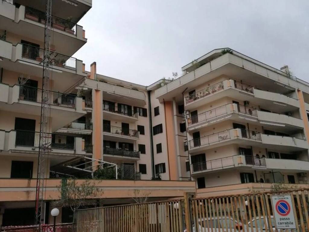 Appartamento a Caserta in Passaggio Natta - Foto 4