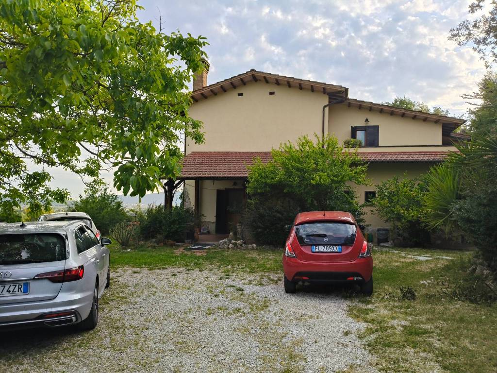Villa a Monteleone sabino in Via Polacce - Foto 3