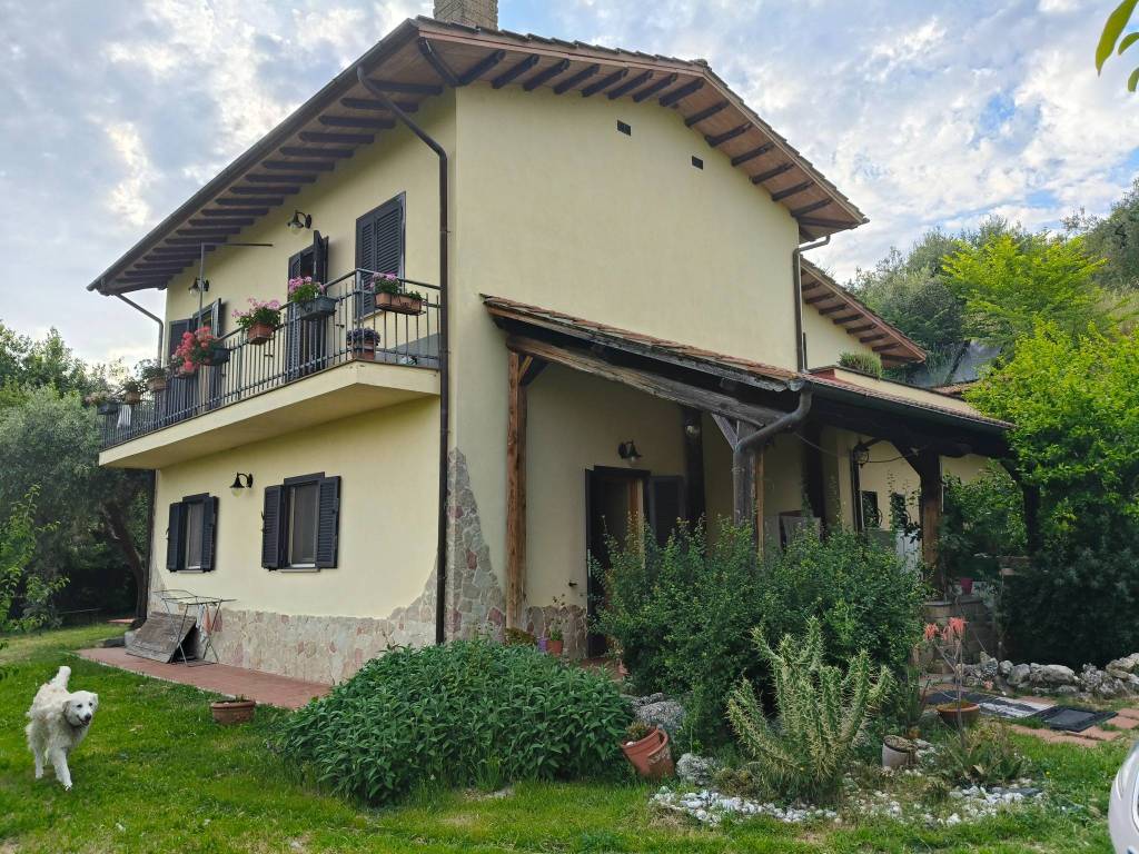 Villa a Monteleone sabino in Via Polacce - Foto 4