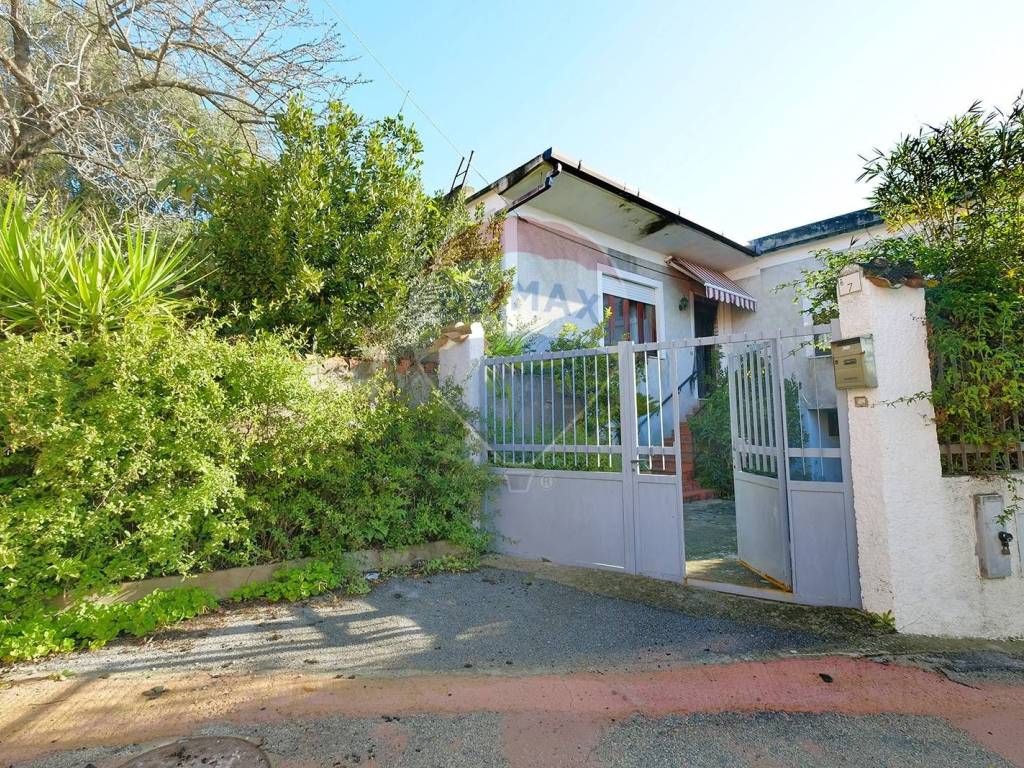 Casa indipendente a Teulada in Vicolo XI Febbraio - Foto 4