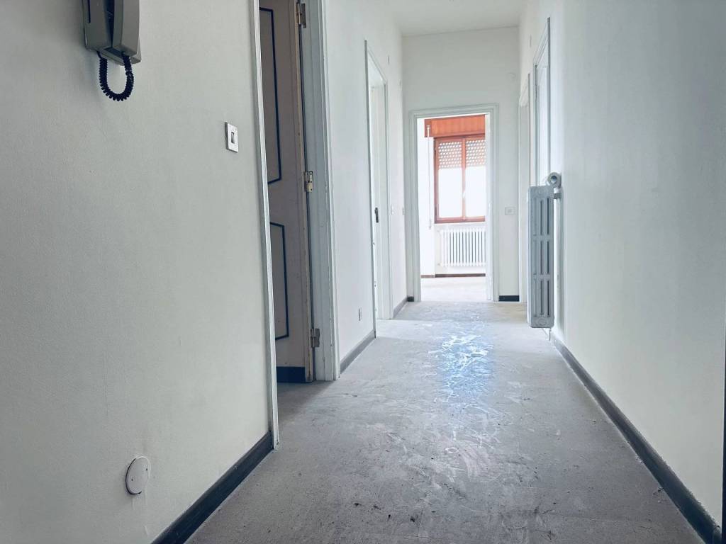 Appartamento a Taranto in CORSO UMBERTO I N. - Foto 2