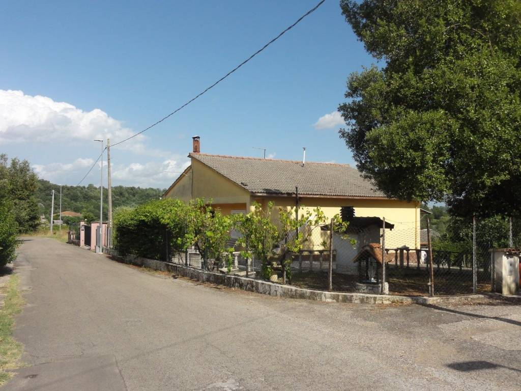 Villa a Ceccano in Via Colle Leo Basso - Foto 2
