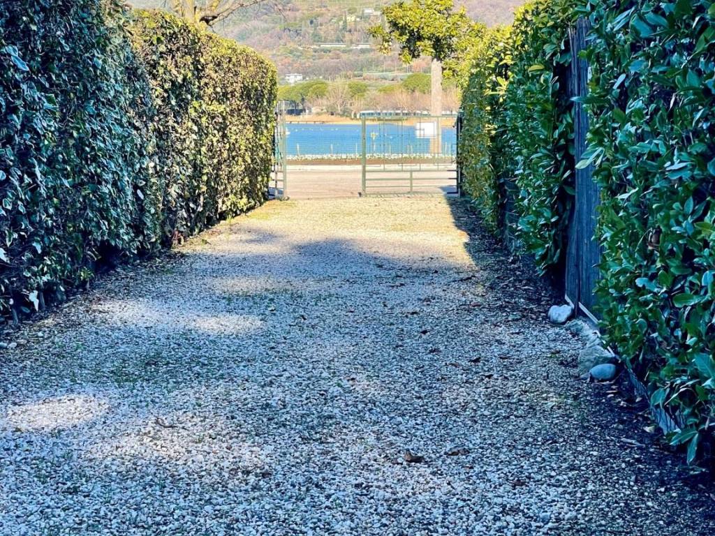 Appartamento a Bardolino in Via Albino Loro, 9 - Foto 3