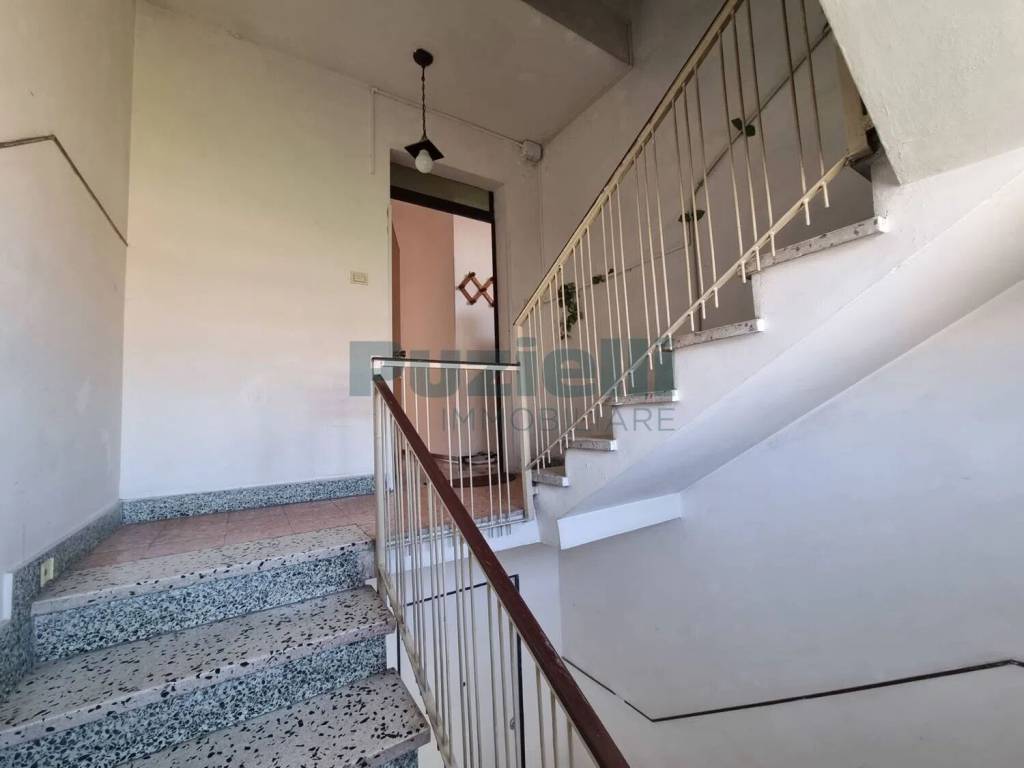 Appartamento a Fermo in Via Armando Diaz, 27 - Foto 2