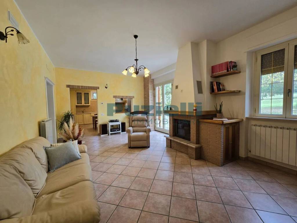 Villa a San severino marche in Via Barletta, 7 - Foto 5