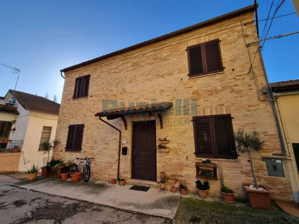 Appartamento a Fermo in Contrada Molini Di Fermo - Foto 2