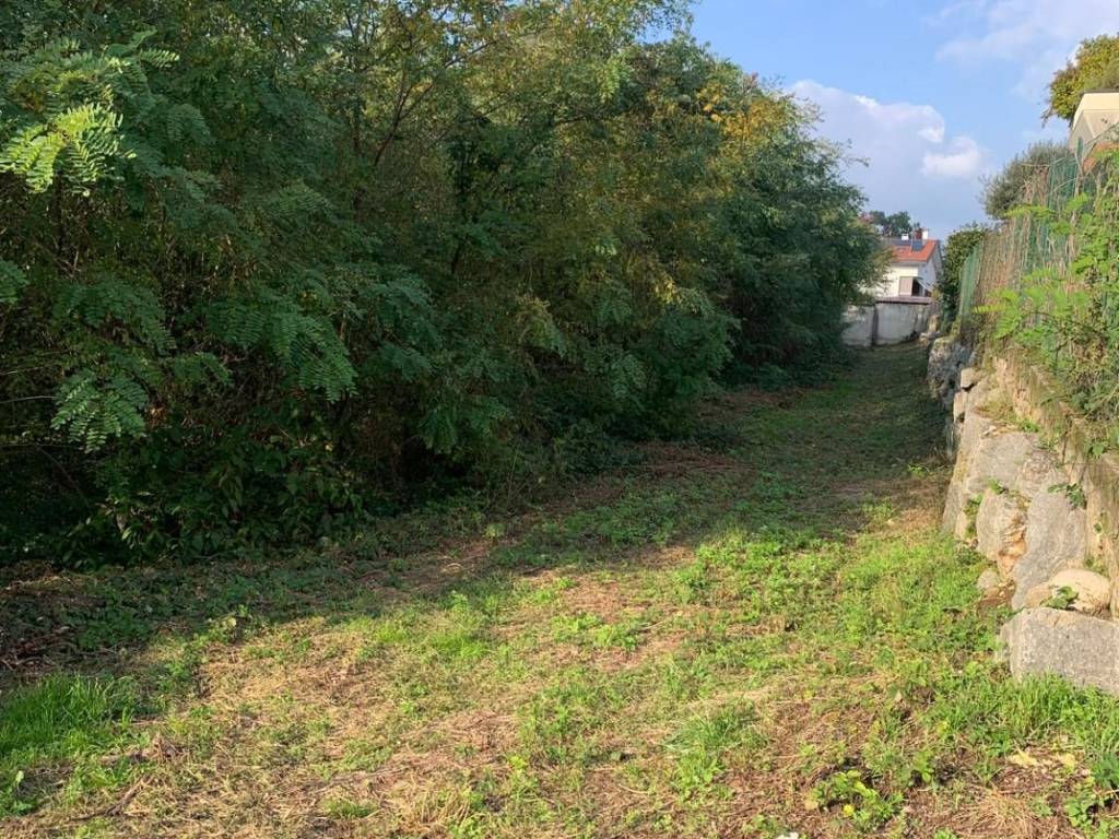 Terreno a Sumirago in Via della Valle, 8 - Foto 2