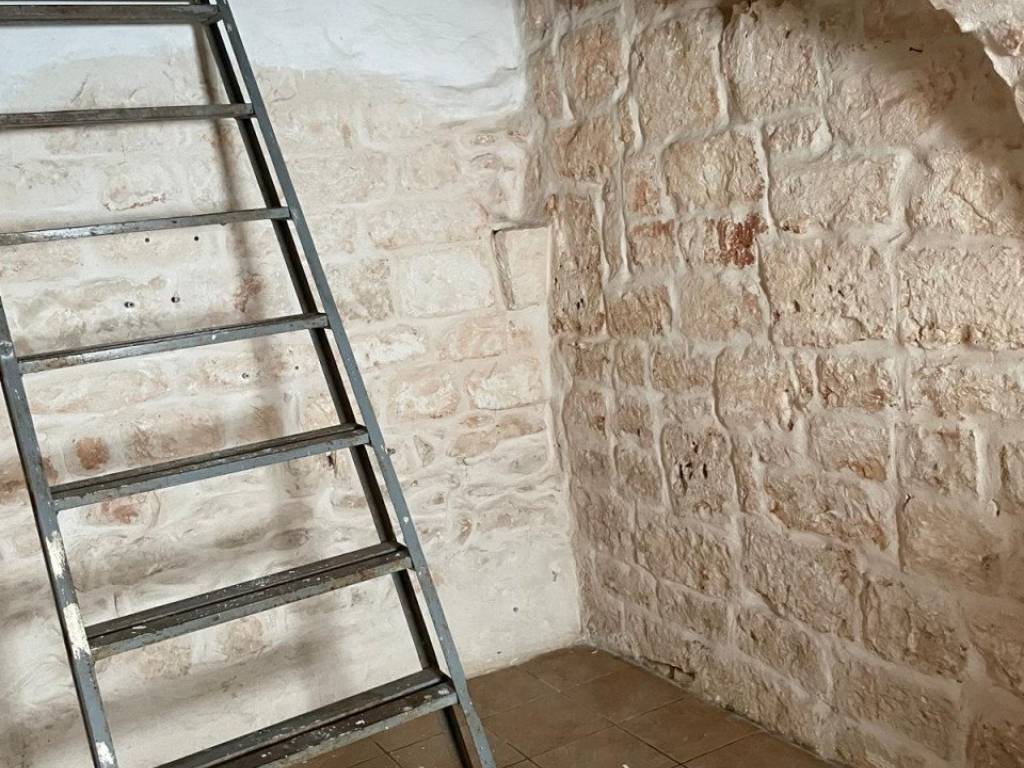 Casa indipendente a Ceglie messapica in Via Dabormida - Foto 5