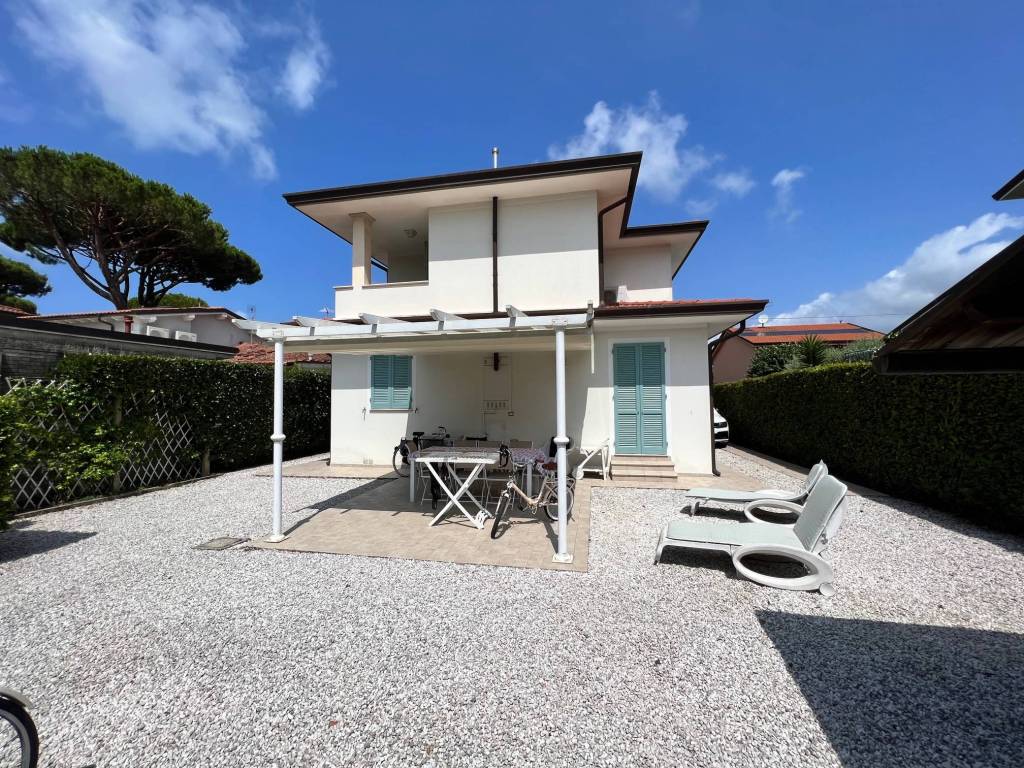 Villa a Pietrasanta in Via Firenze, 98 - Foto 4