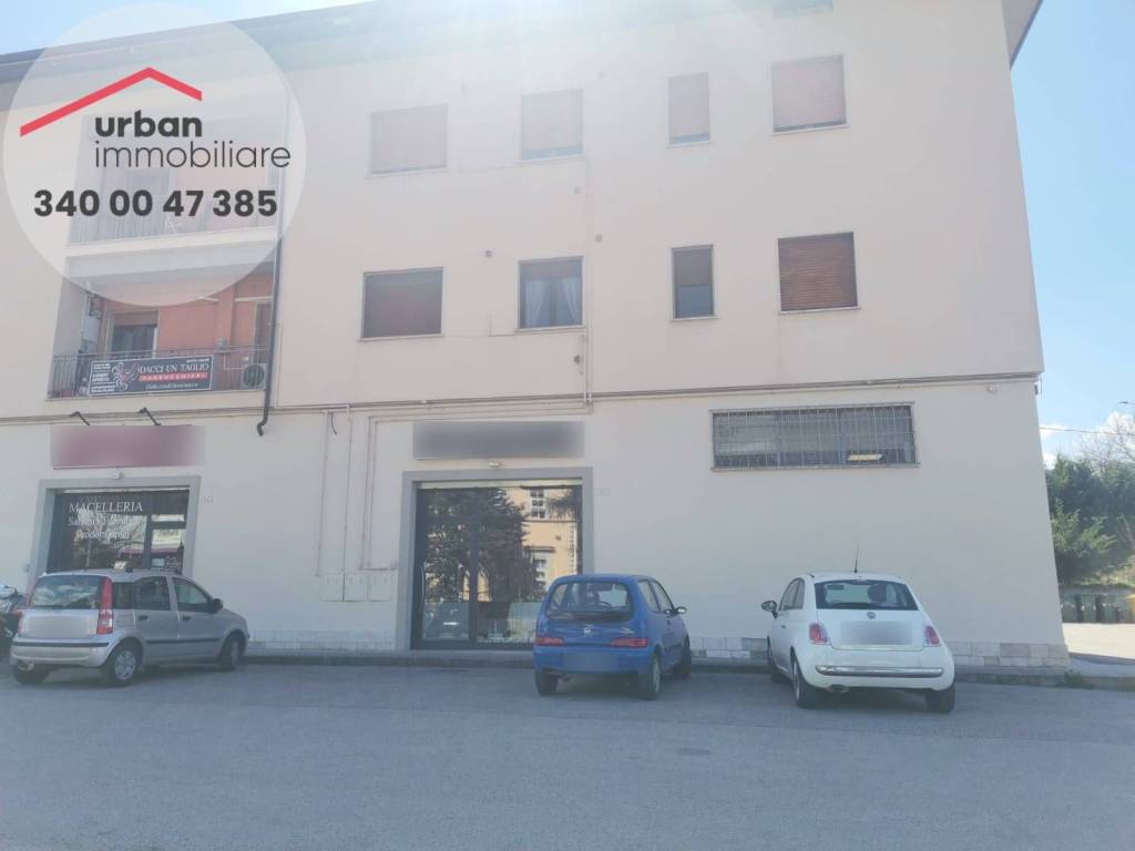 Immobile a L'aquila in Strada Statale 17 - Foto 3