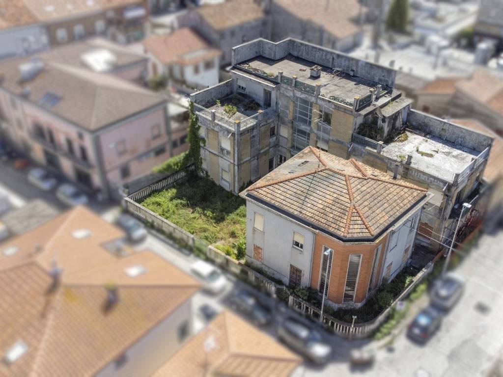 Palazzo / stabile a Civitanova marche in Via Manzoni - Foto 5