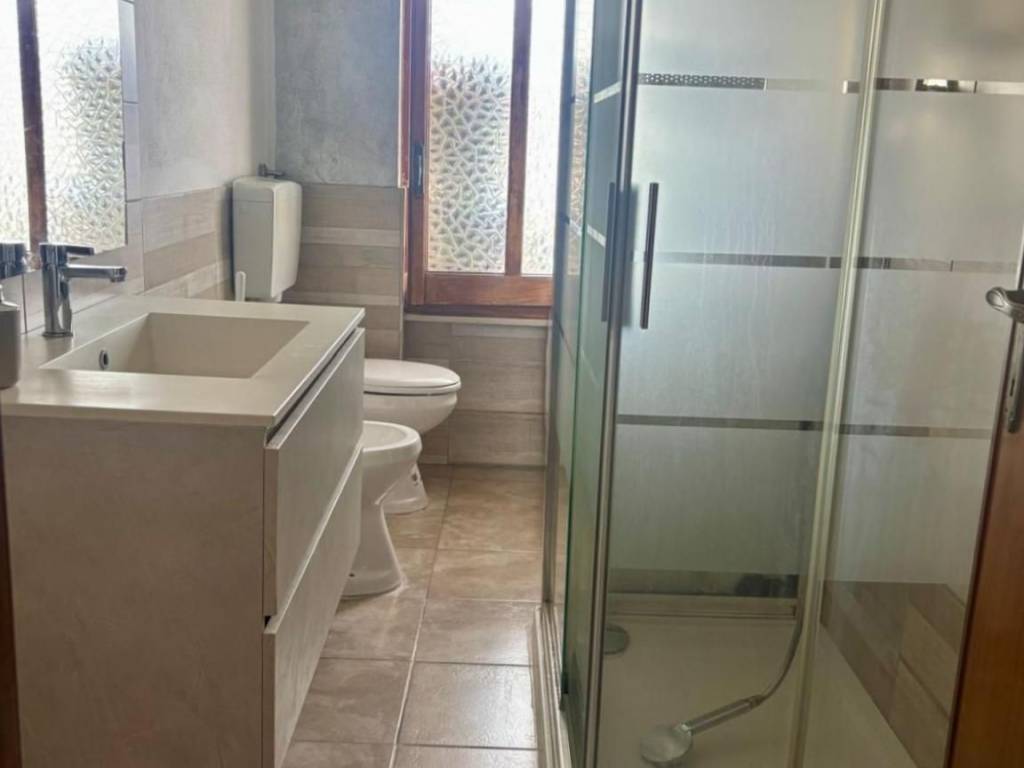 Appartamento a Assemini in Via Basilicata, 12 - Foto 3