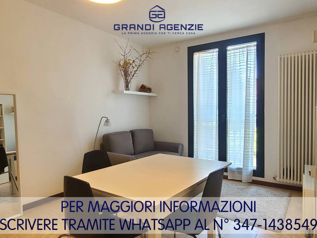 Appartamento a Parma in Via Monsignor Francesco Fogolla, 2 - Foto 2