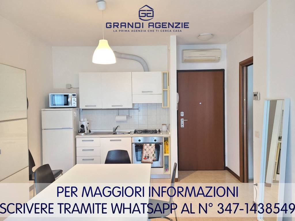 Appartamento a Parma in Via Monsignor Francesco Fogolla, 2 - Foto 4