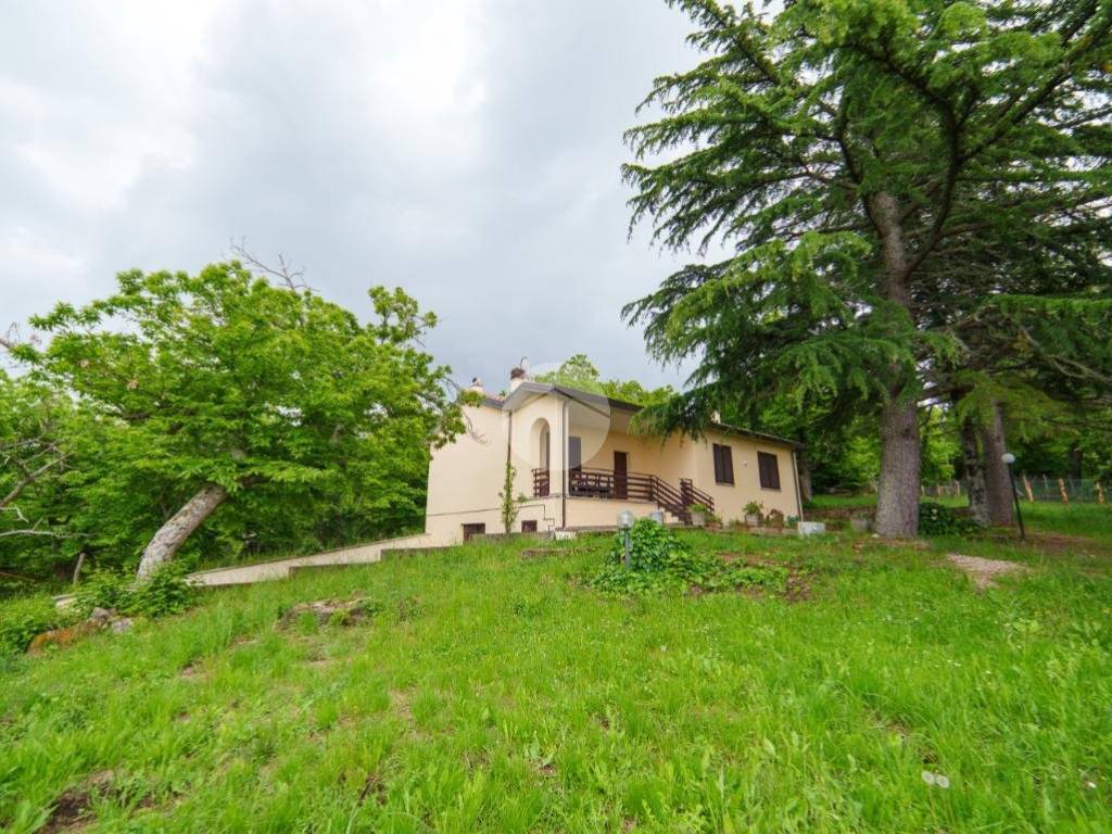Villa a Viterbo in Strada Case Nuove - Foto 3