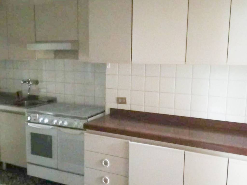 Villa a Jerago con orago in Via Cristoforo Colombo, 2 - Foto 5