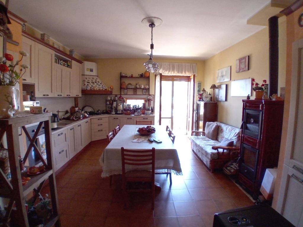 Appartamento a Salerno in Via delle Calabrie - Foto 4