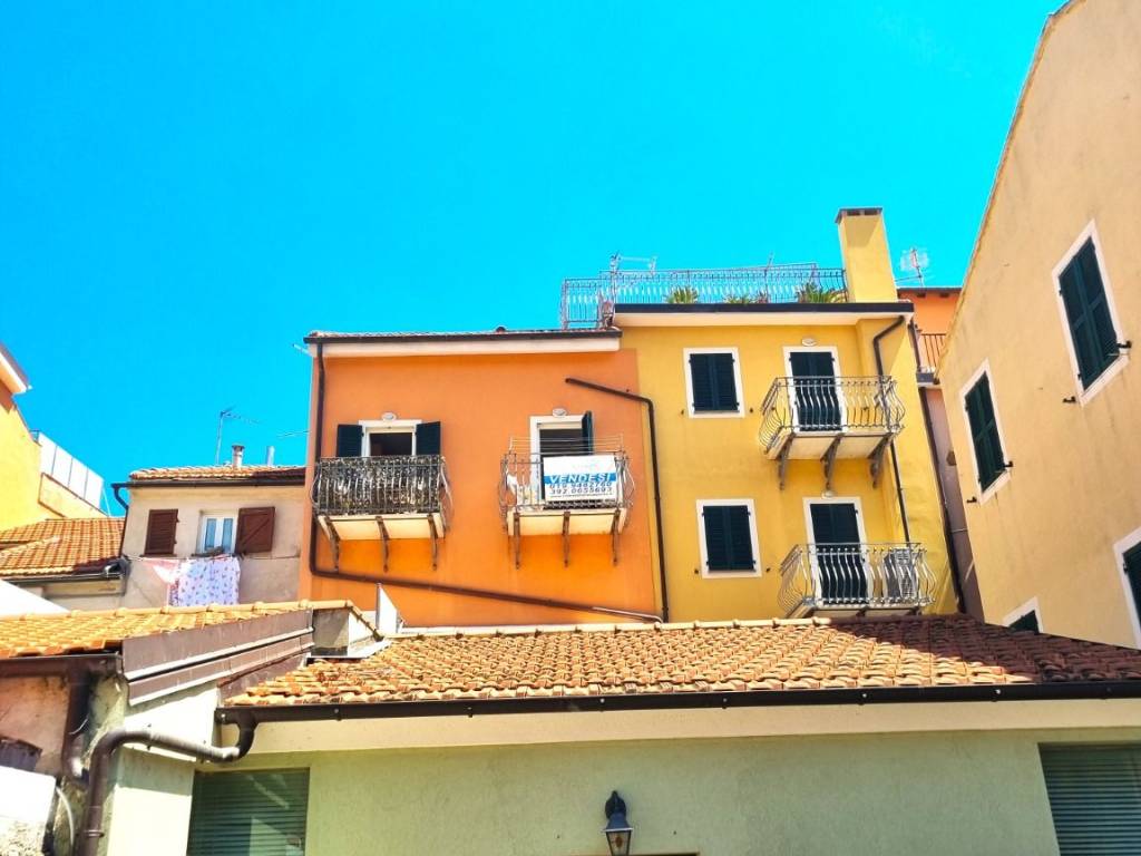 Appartamento a Spotorno in Via Giuseppe Garibaldi - Foto 3