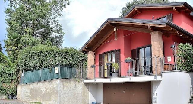 Villa a Besozzo in Via Sottocampagna, 30 - Foto 2