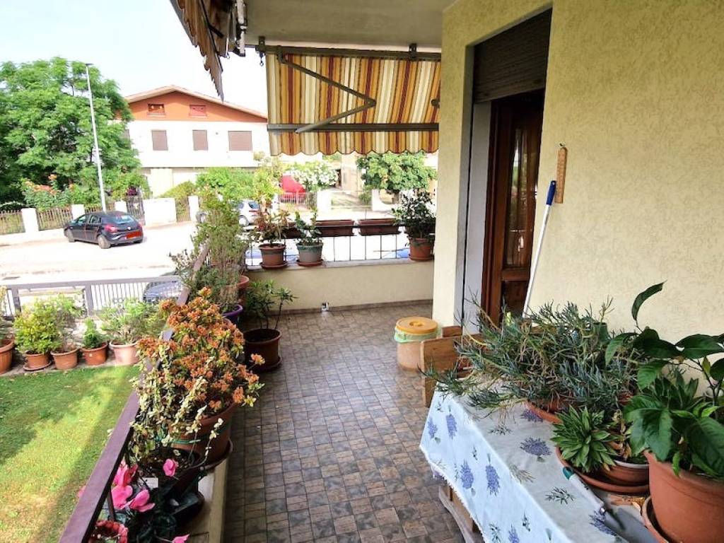 Villa a Montegrotto terme in Via Catullo, 51 - Foto 2