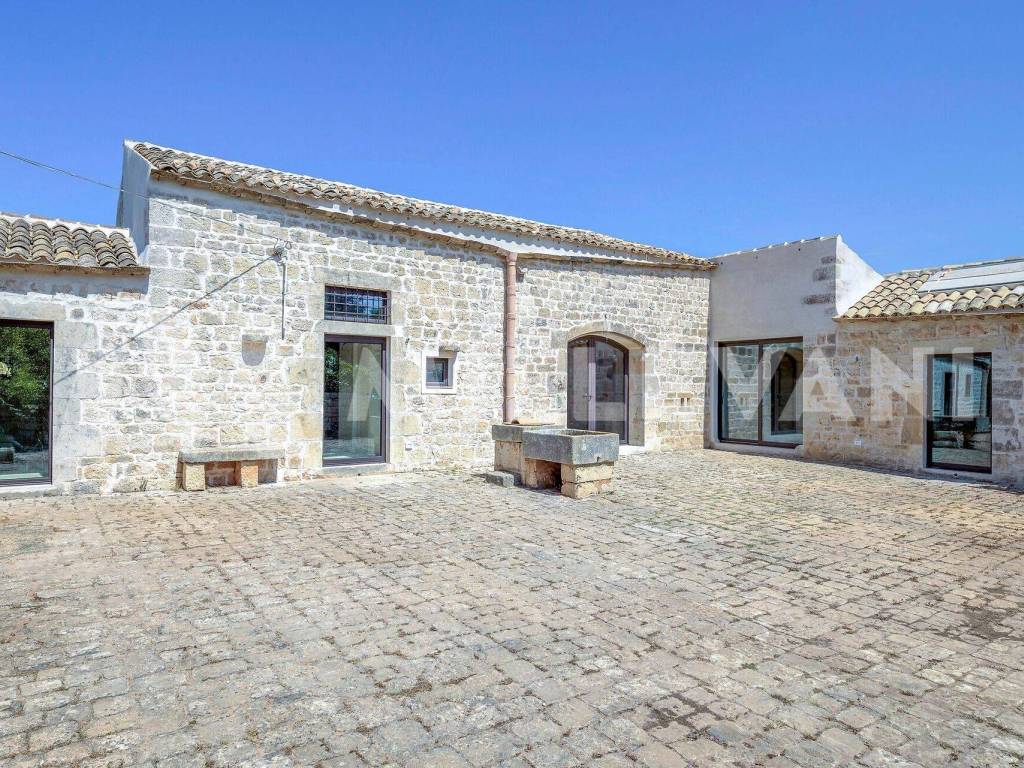 Villa a Noto in Strada Statale Sud Occidentale Sicula - Foto 4