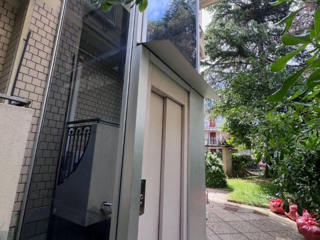 Appartamento a Riccione in Viale Adamello - Foto 3