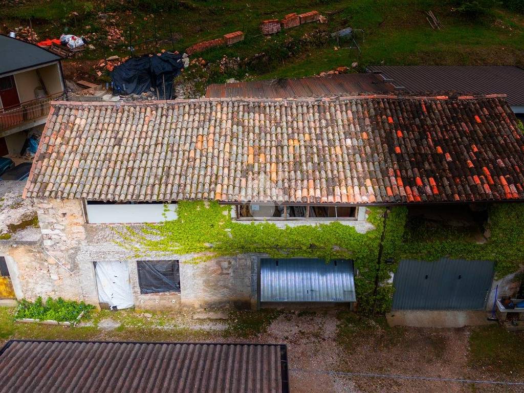 Rustico / casale a Badia calavena in VIA MOSTACCI - Foto 5