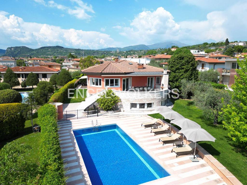 Villa a Bardolino in Via Luigi Pacinotti - Foto 2