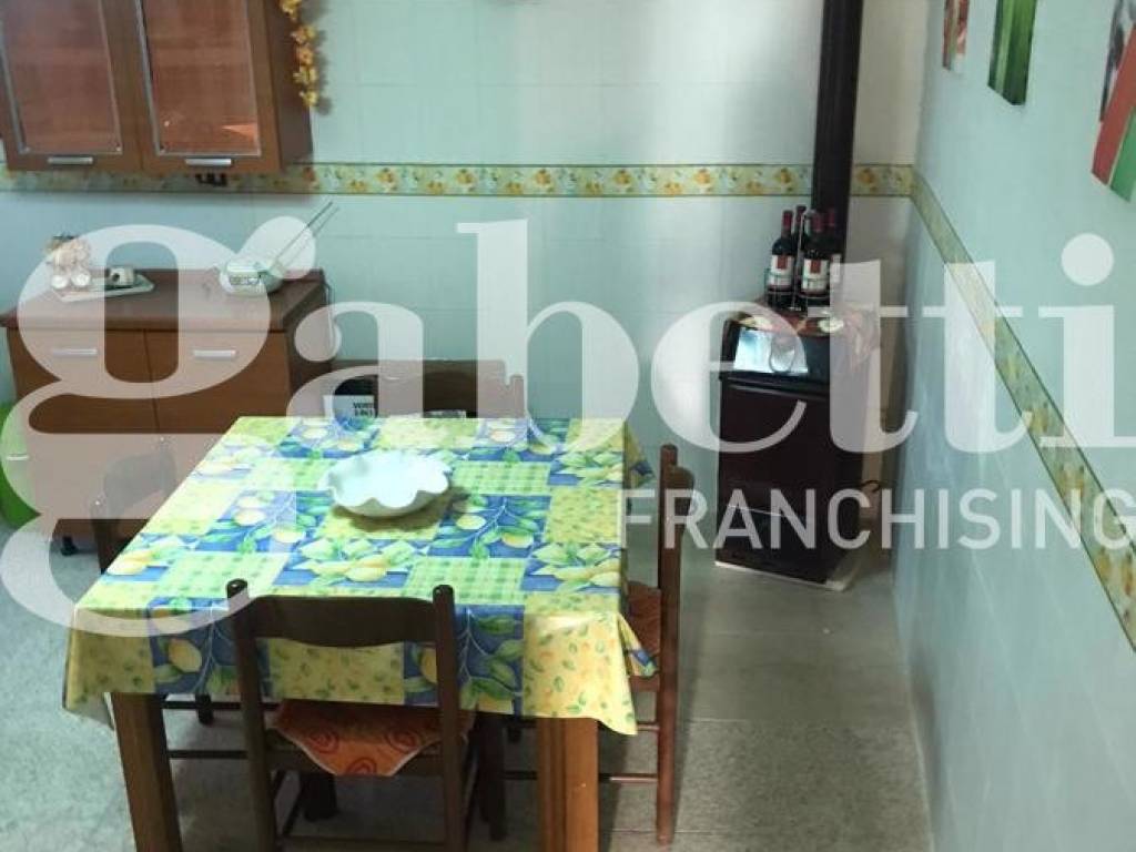 Appartamento a Sessa aurunca in Lauro - Via Astricelli, 51 - Foto 2