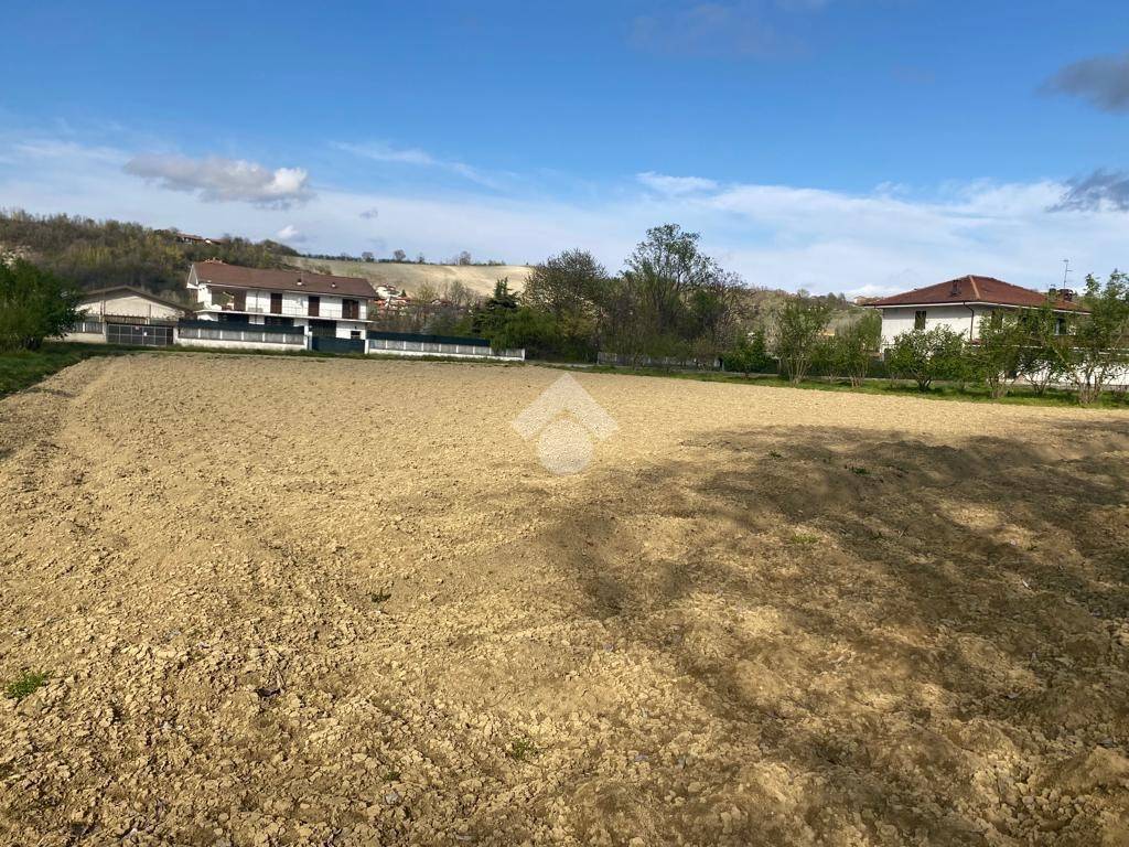 Terreno a Dogliani in BORGATA PIANDELTROIO, 33 - Foto 2