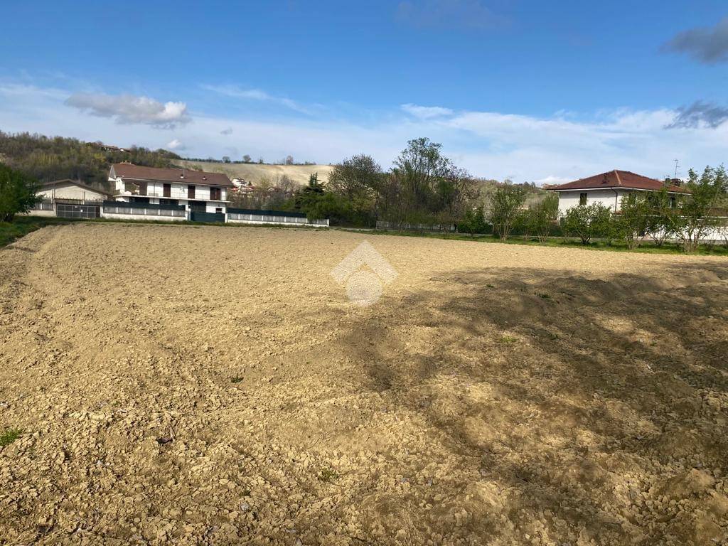 Terreno a Dogliani in BORGATA PIANDELTROIO, 33 - Foto 3