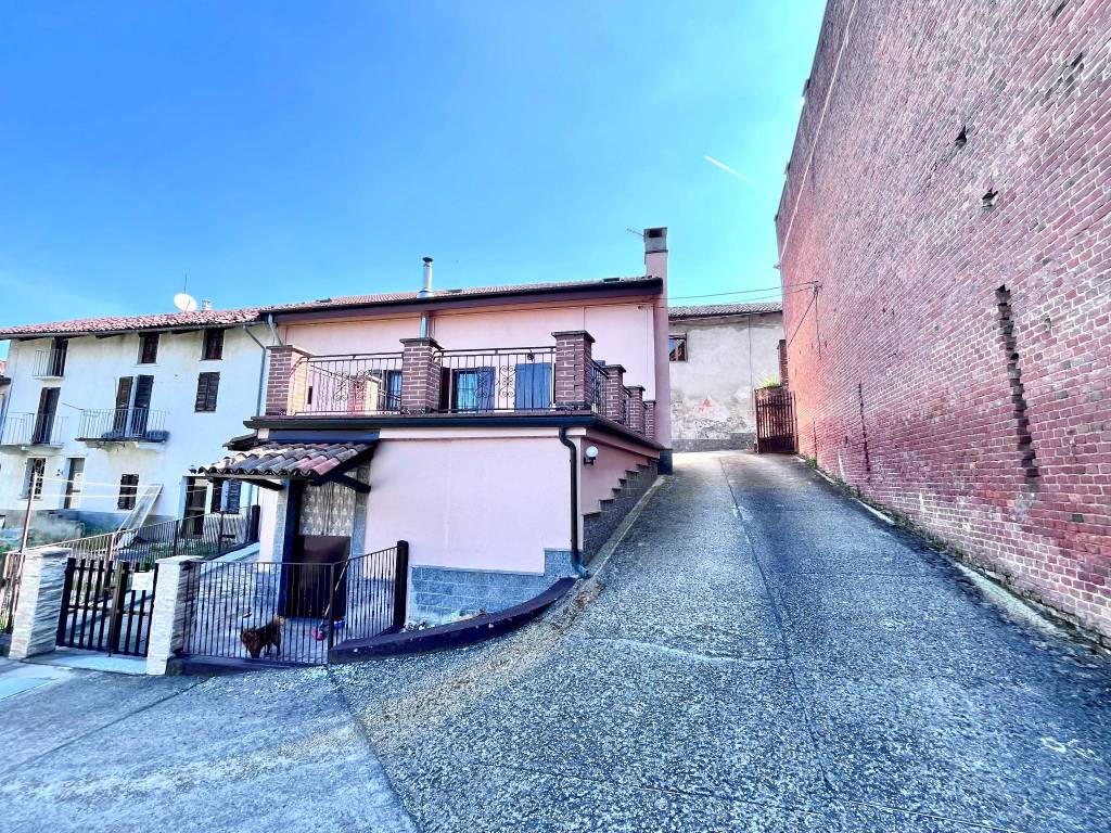 Casa indipendente a Calliano in Via Bricco, 3 - Foto 3