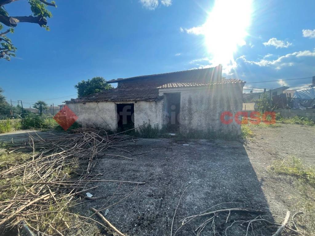 Casa indipendente a Minturno in Via Luigi Cadorna - Foto 3