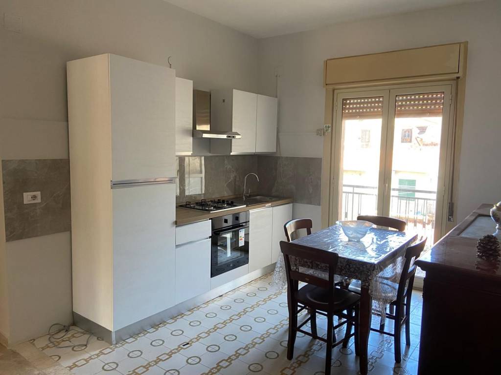 Appartamento a Messina in Via Peschiera, 25 - Foto 2