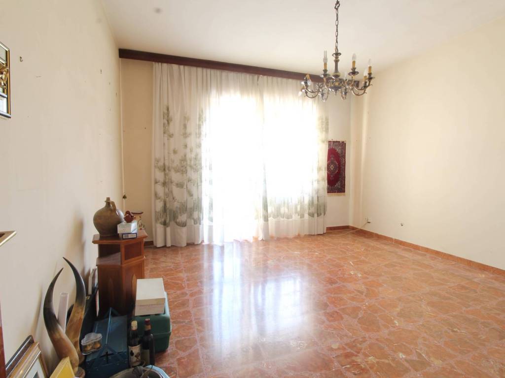 Appartamento a Caserta in Via Tiziano, 7 - Foto 2