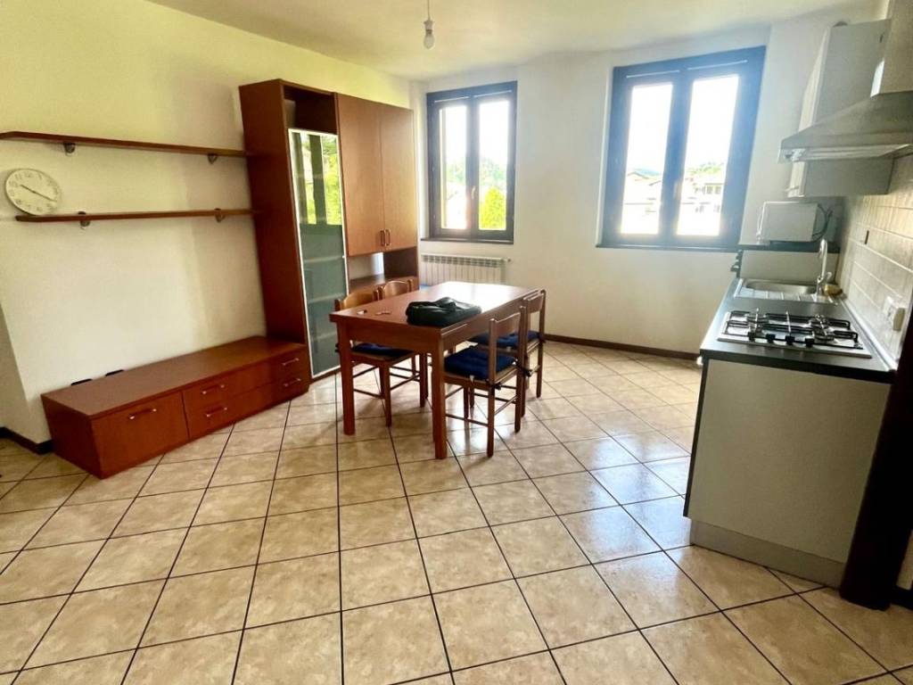 Appartamento a Vergiate - Foto 4