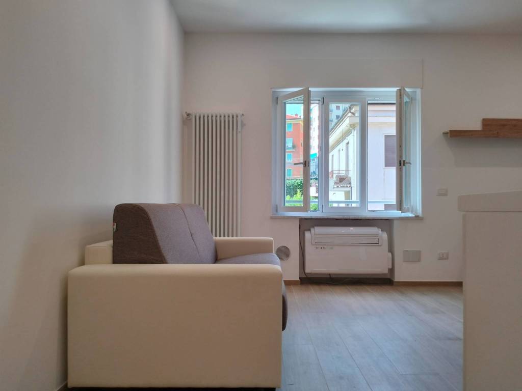 Appartamento a Varazze in Via Francesco Cilea - Foto 3