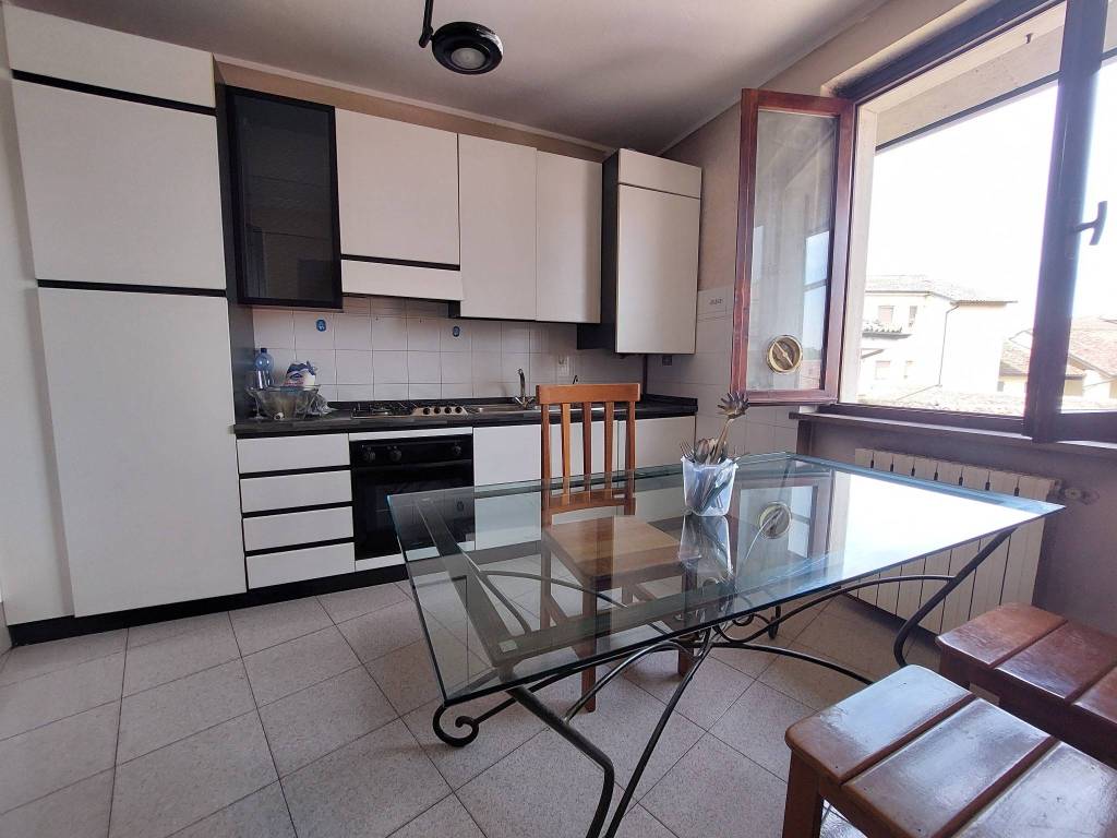 Appartamento a Sant'angelo lodigiano in Via Carlo Tenca - Foto 5