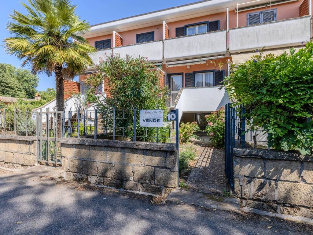 Villetta a schiera a Capodimonte in Via dei Glicini, 10 - Foto 2