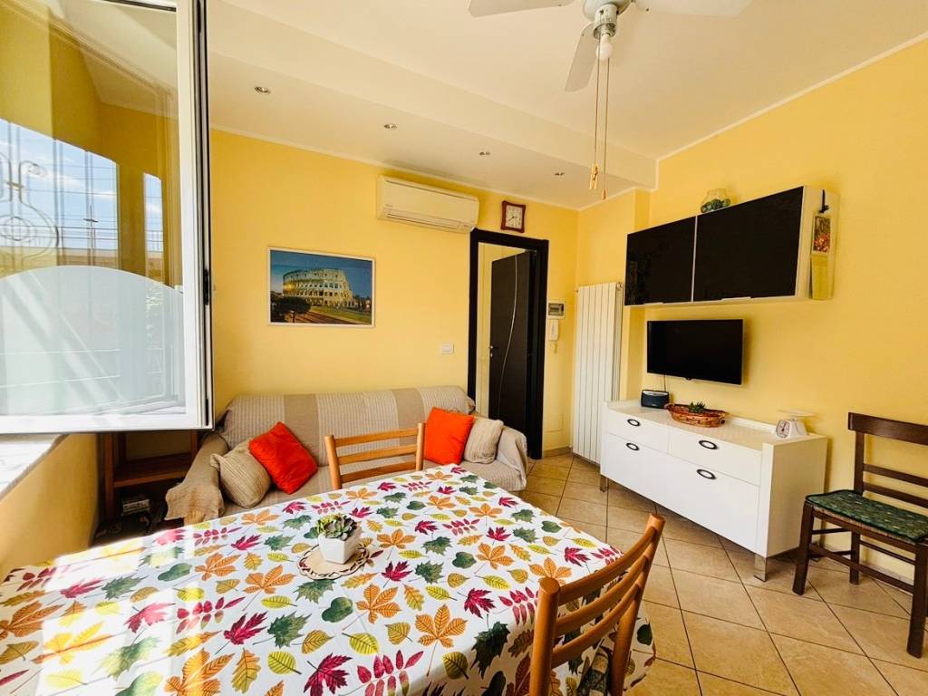 Appartamento a Finale ligure in Via San Francesco, 48 - Foto 5