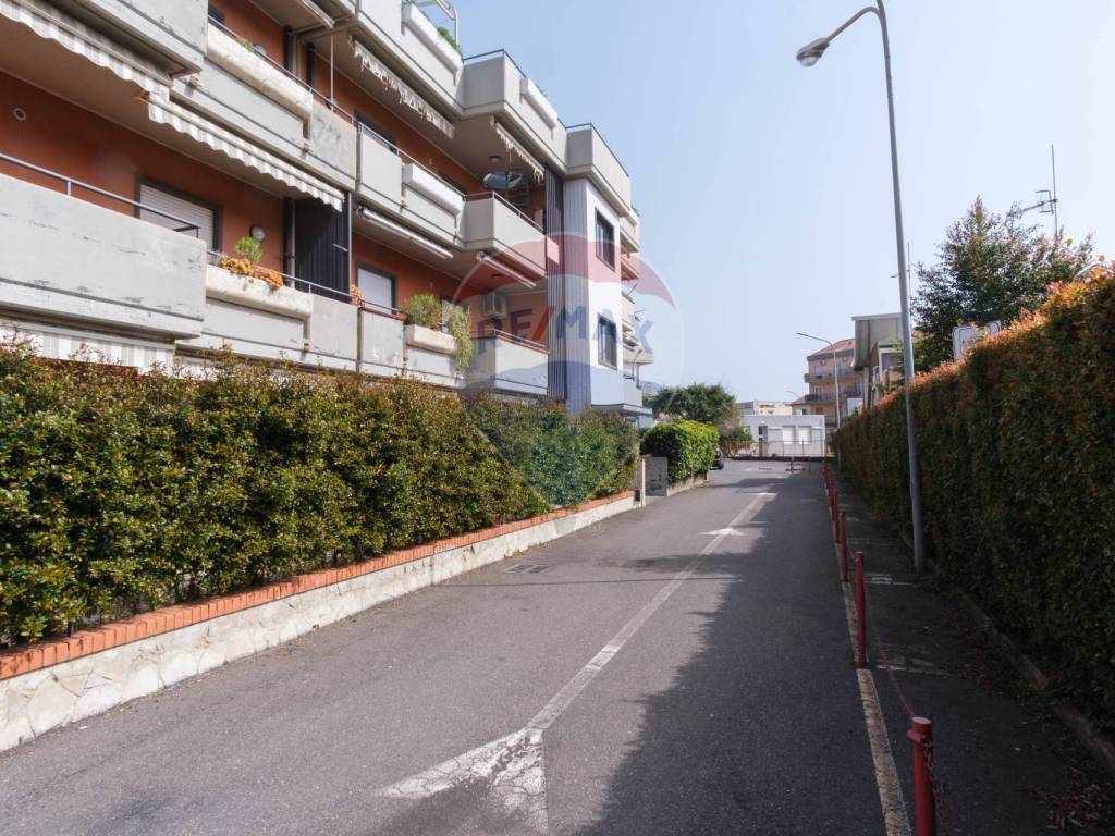Appartamento a Mascali in viale Maria Immacolata, 126 - Foto 2