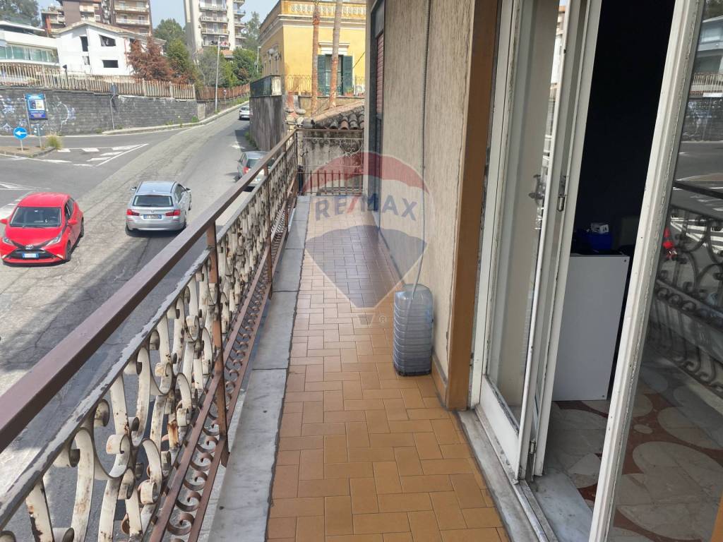 Appartamento a San giovanni la punta in via madonna delle lacrime - Foto 3