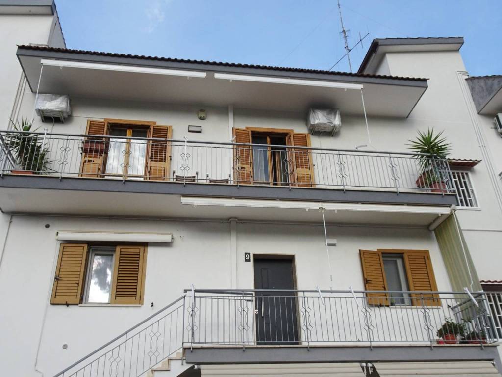 Appartamento a Palo del colle in Via Carlo Levi, 5 - Foto 1