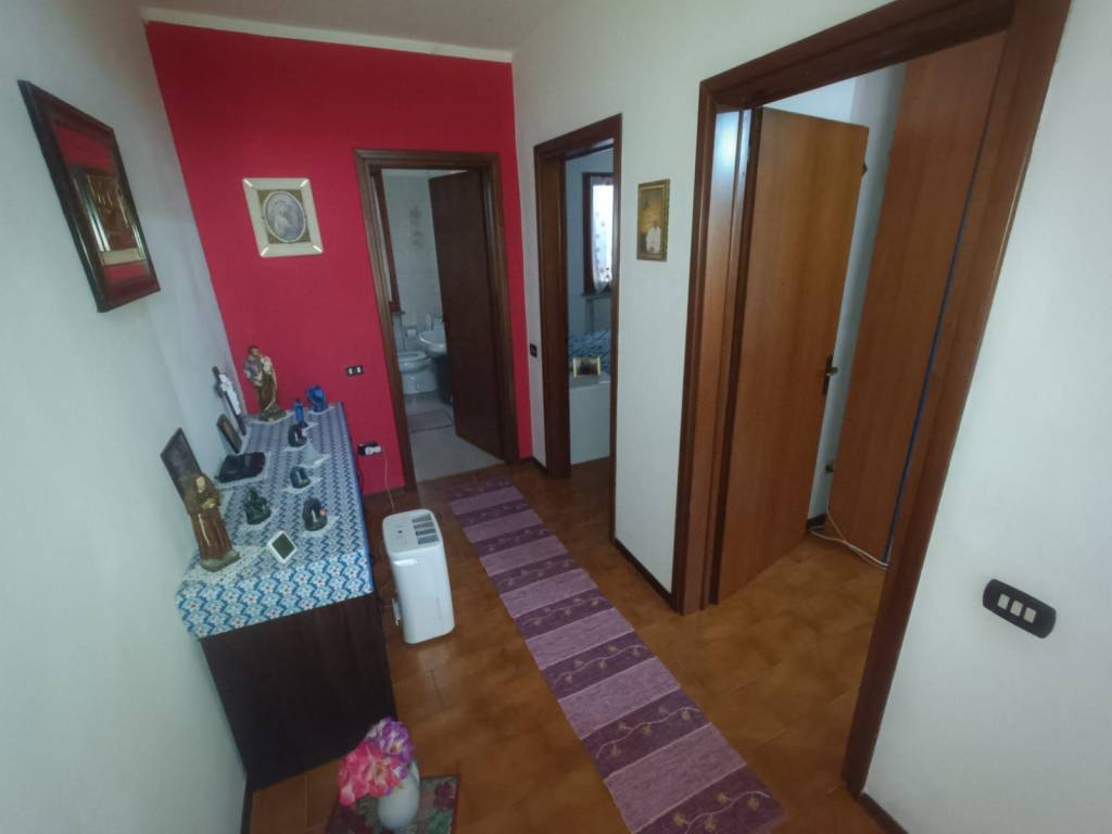 Casa indipendente a Castelnovo di sotto in Via Alberici - Foto 3