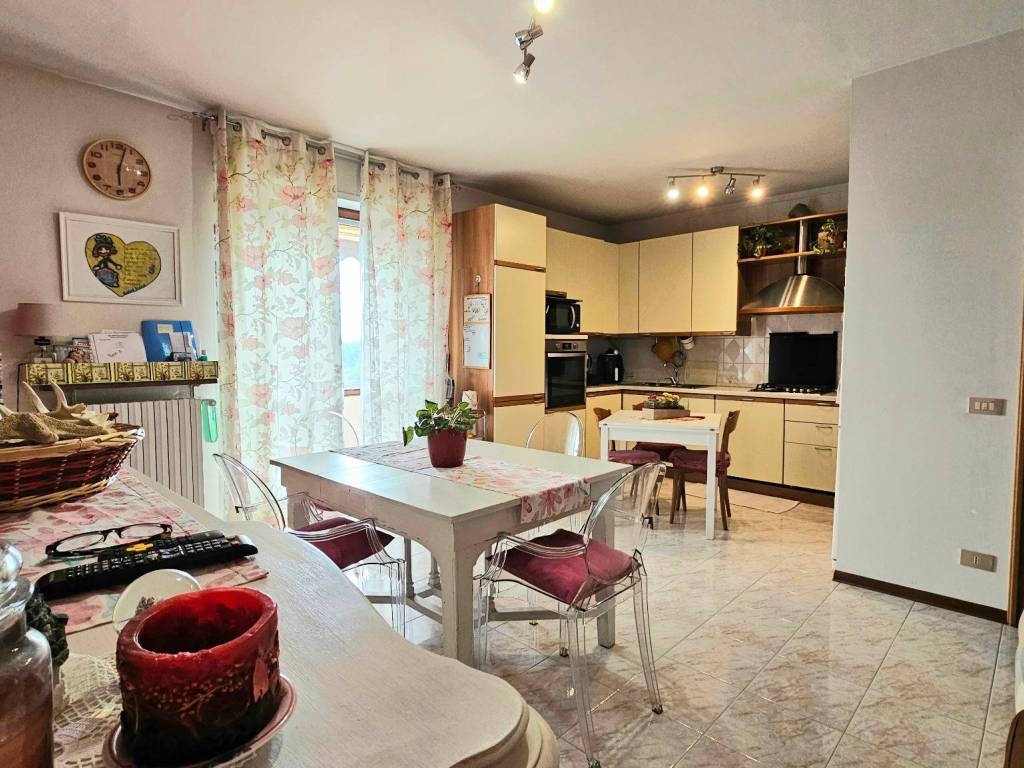 Appartamento a Cossato in Viale Giancarlo Pajetta, 29 - Foto 2